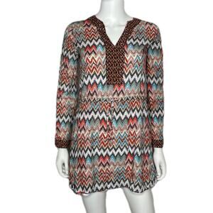 California Moonrise Women's Red Multi Chevron Long Sleeve V-Neck Tunic sz S